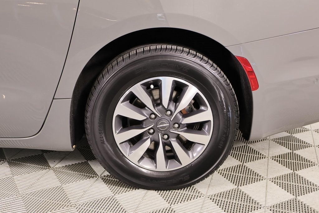 2022 Chrysler Pacifica Hybrid TOURING L