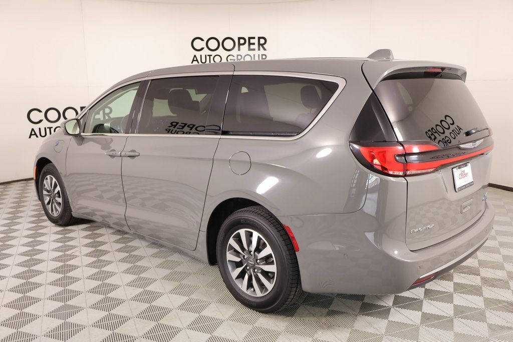 2022 Chrysler Pacifica Hybrid TOURING L