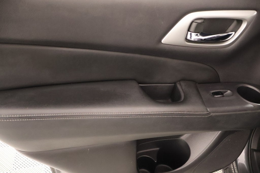 2018 Nissan Pathfinder Platinum