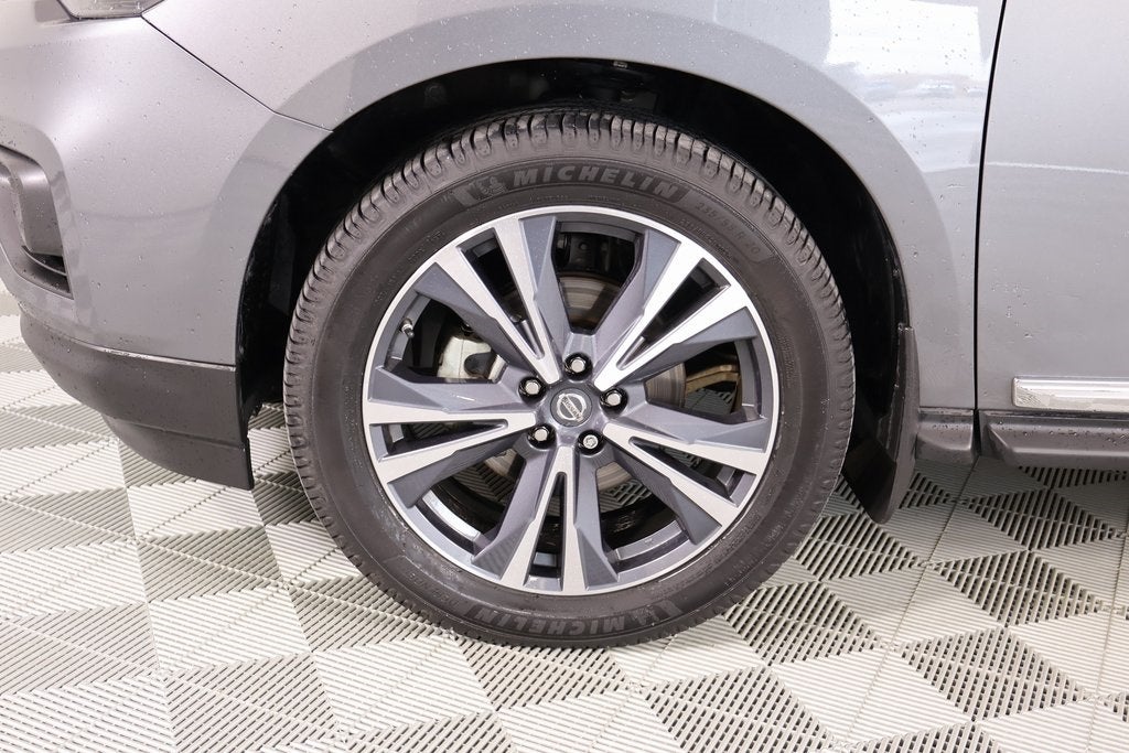 2018 Nissan Pathfinder Platinum
