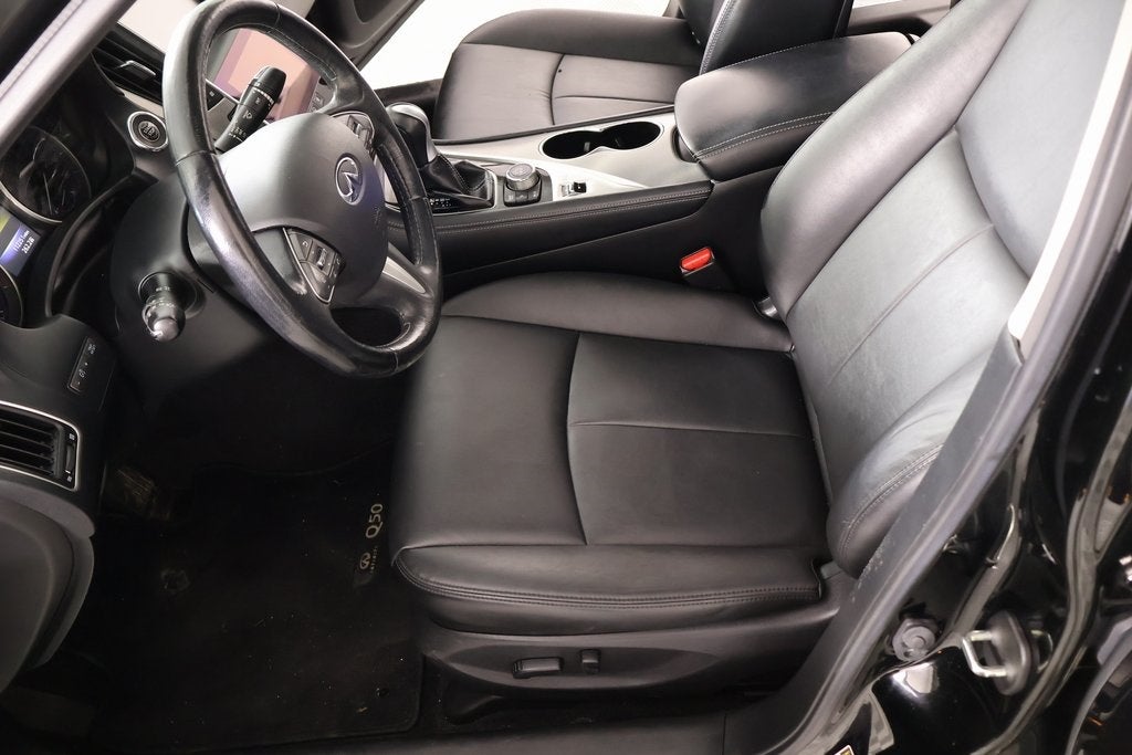 2015 INFINITI Q50 Premium