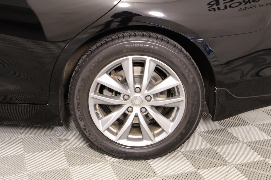 2015 INFINITI Q50 Premium