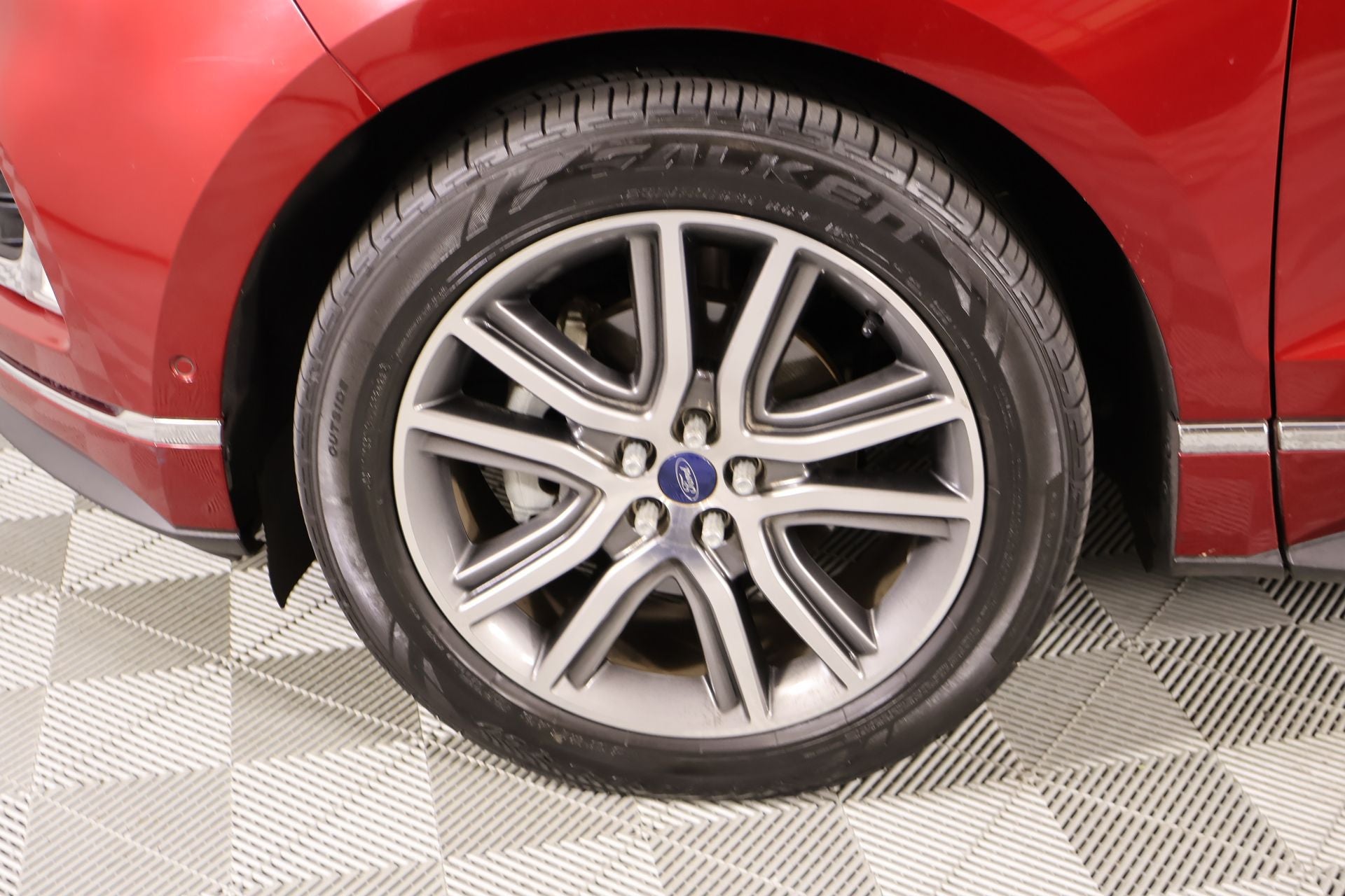 2019 Ford Edge Titanium