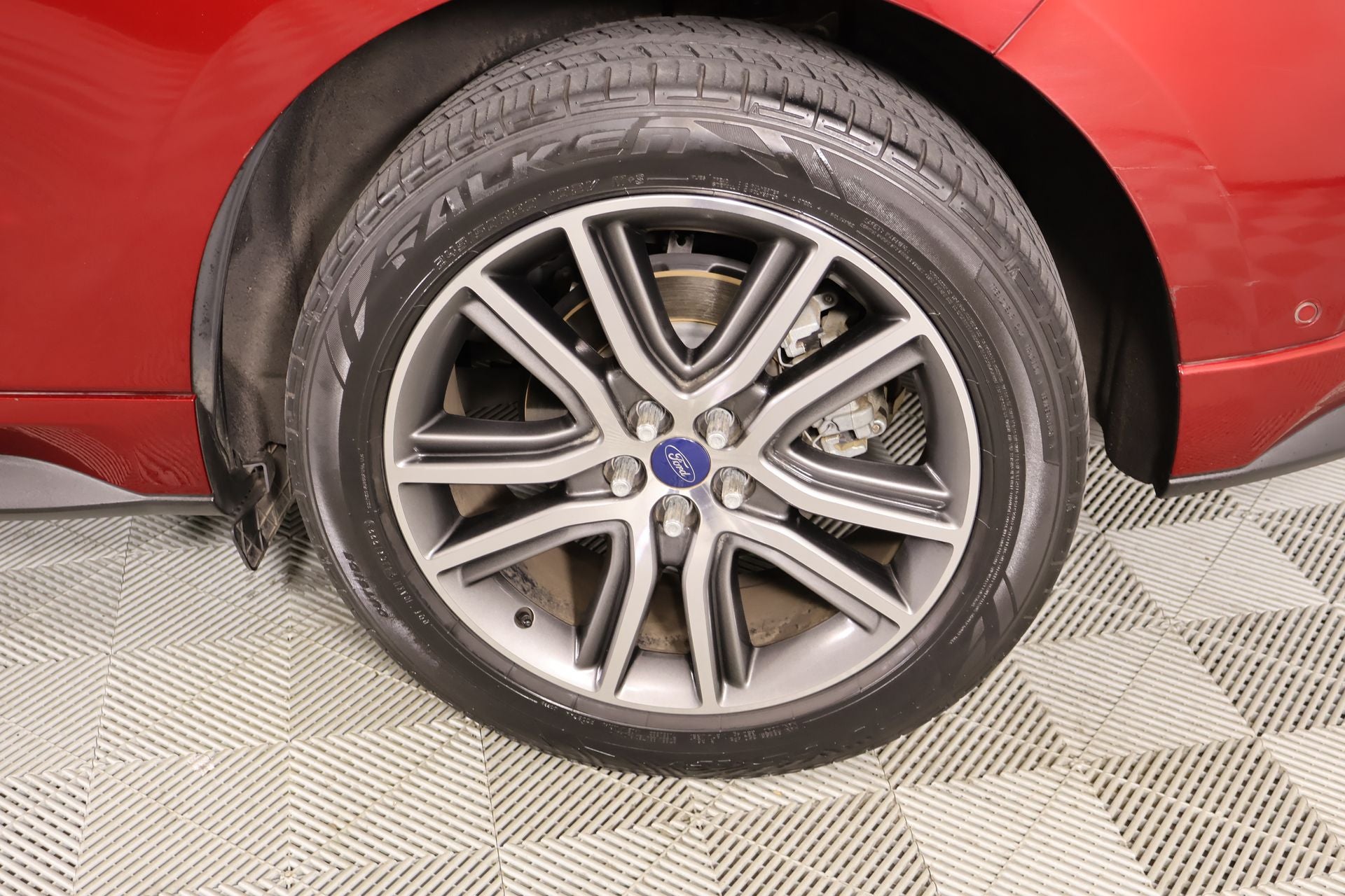 2019 Ford Edge Titanium