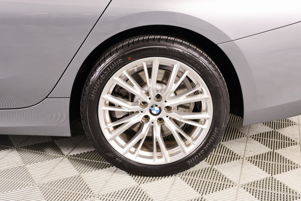 2023 BMW 3 Series 330i xDrive