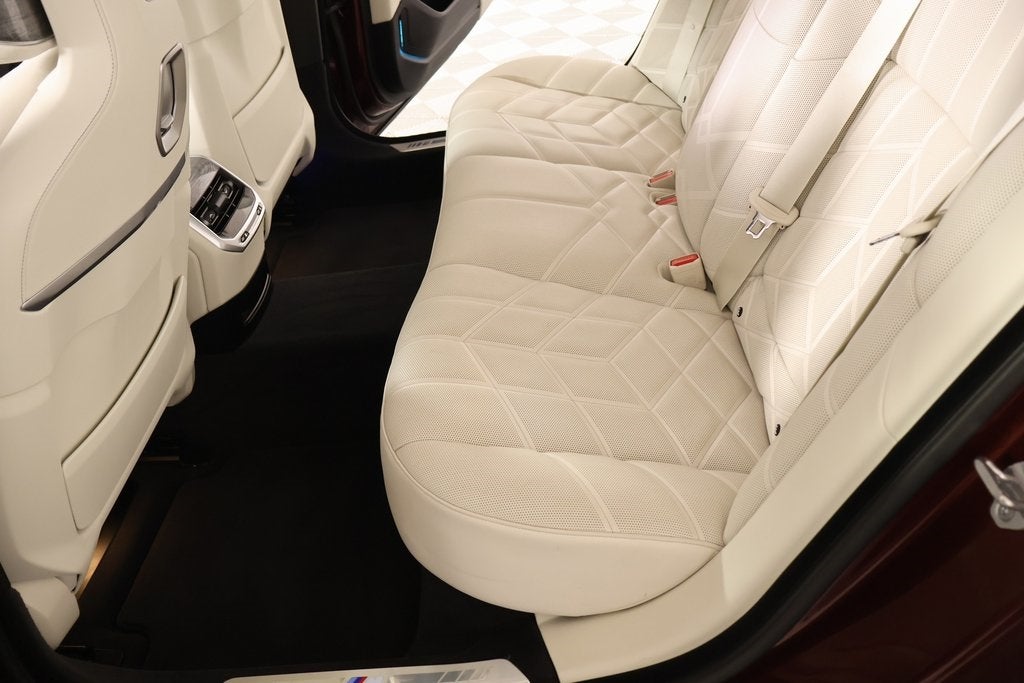 2024 BMW 7 Series 760i xDrive M Sport PRO