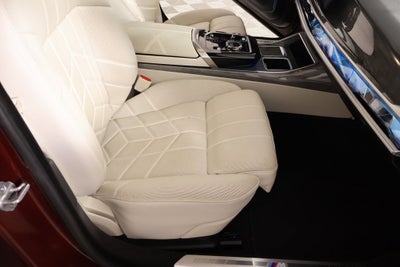 2024 BMW 7 Series 760i xDrive M Sport PRO