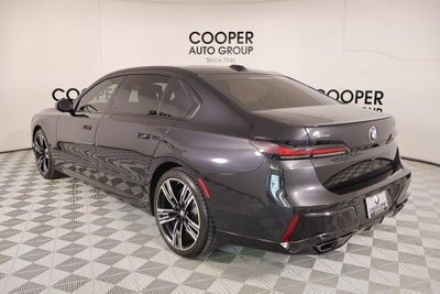 2023 BMW 7 Series 760i xDrive M Sport PRO
