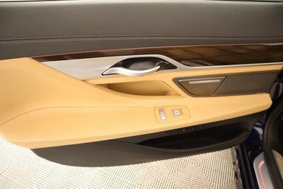 2022 BMW 7 Series 750i xDrive