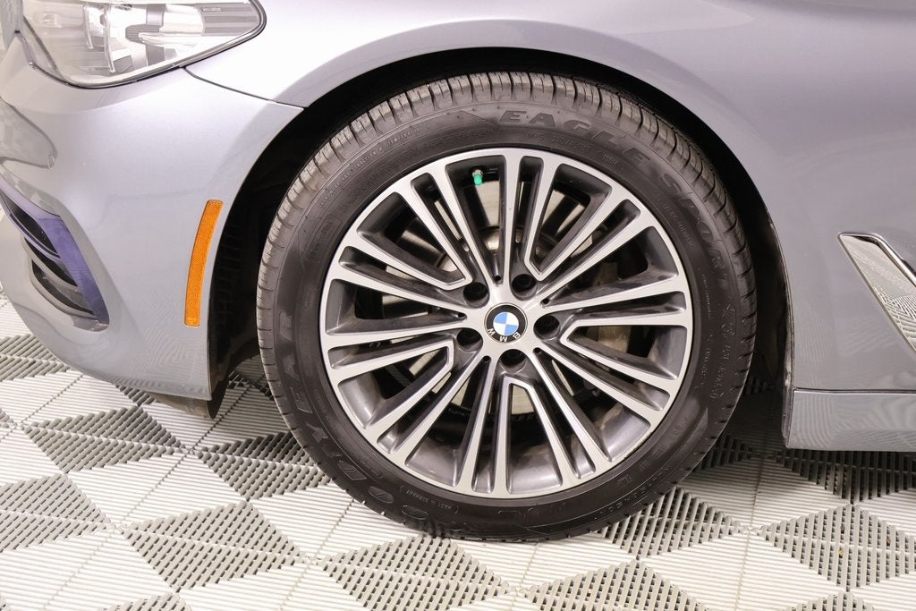 2019 BMW 5 Series 530i xDrive Sport Line