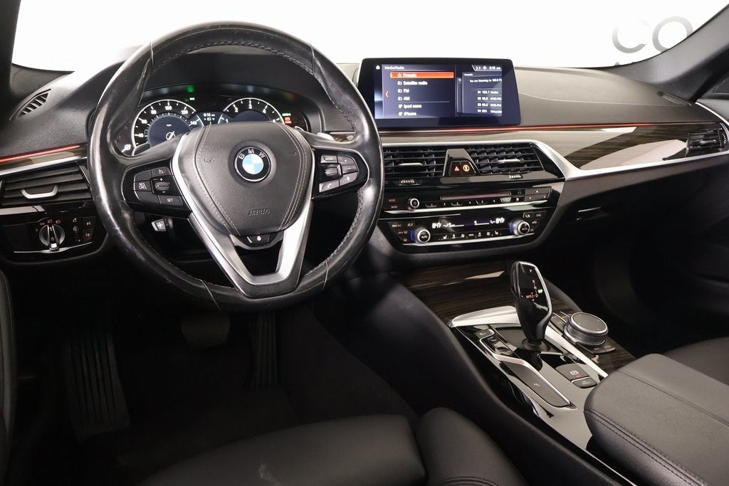 2019 BMW 5 Series 530i xDrive Sport Line