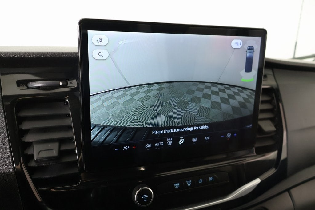 2023 Ford Transit Passenger Wagon XLT