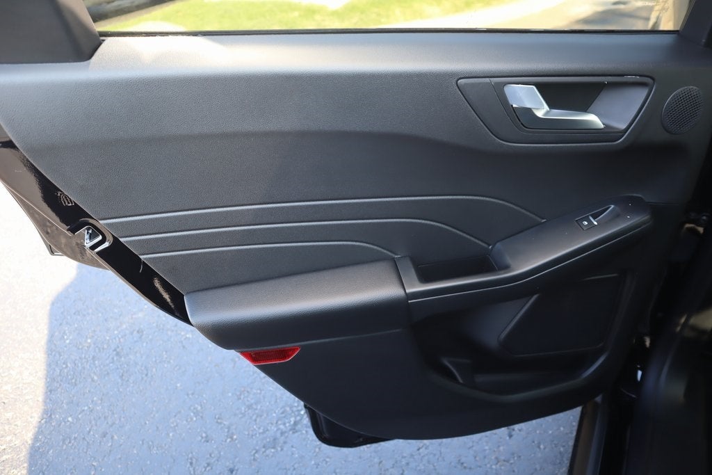 2026 Ford Escape ST-Line Elite