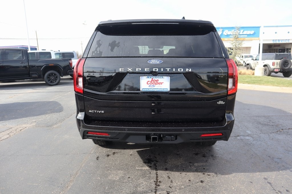 2025 Ford Expedition Active