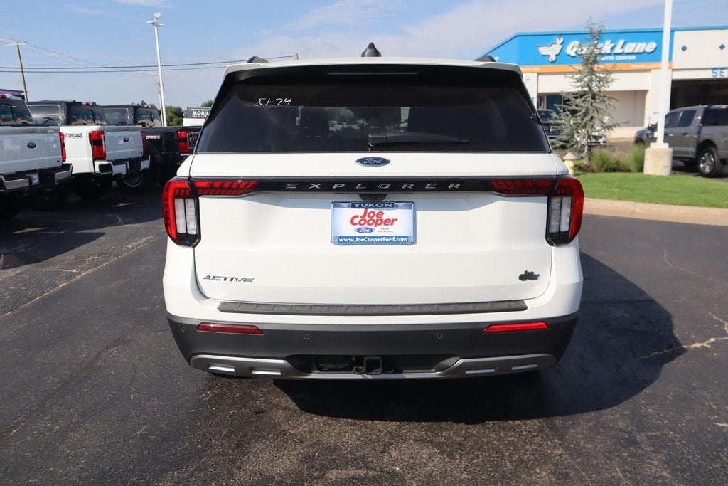 2025 Ford Explorer Active
