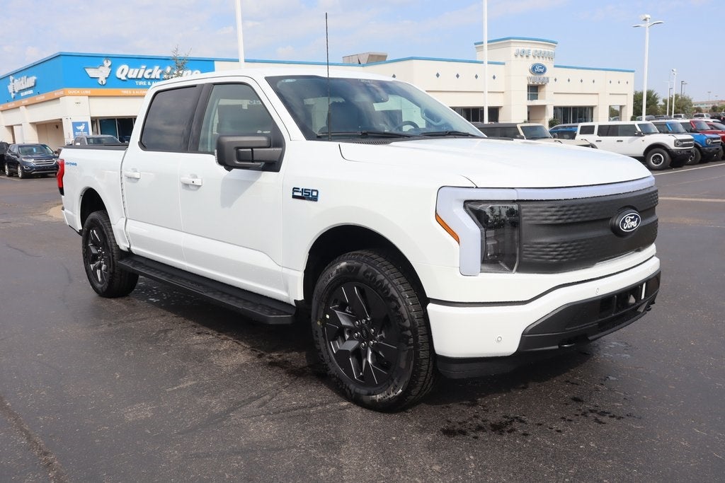 2025 Ford F-150 Lightning Flash