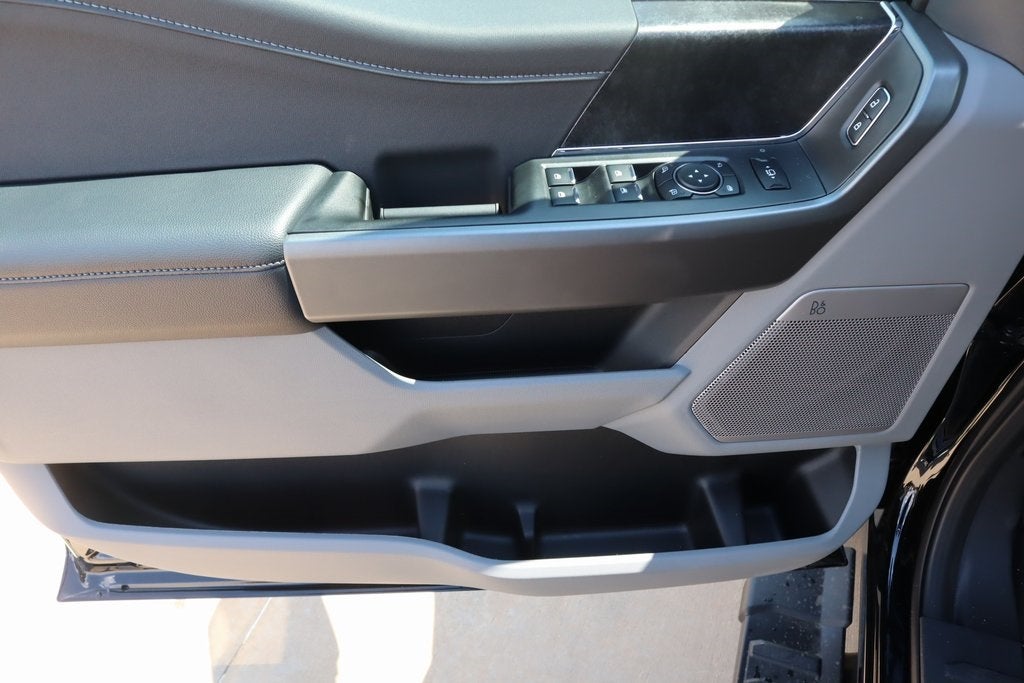 2025 Ford Super Duty F-250 SRW XLT