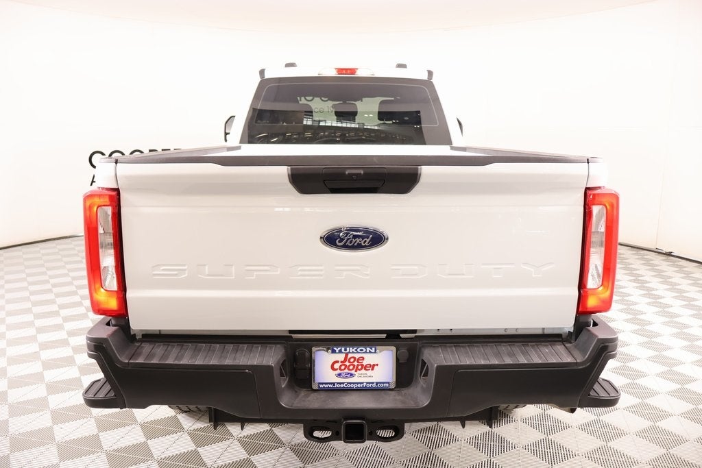 2023 Ford Super Duty F-350 SRW XL
