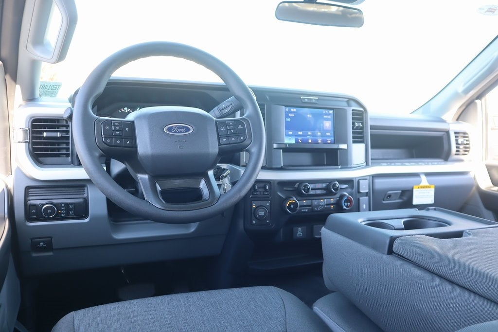 2026 Ford Super Duty F-350 SRW XL