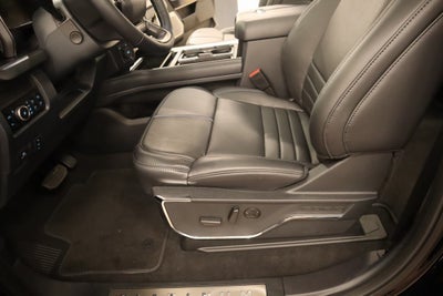 2026 Ford Super Duty F-350 DRW Platinum