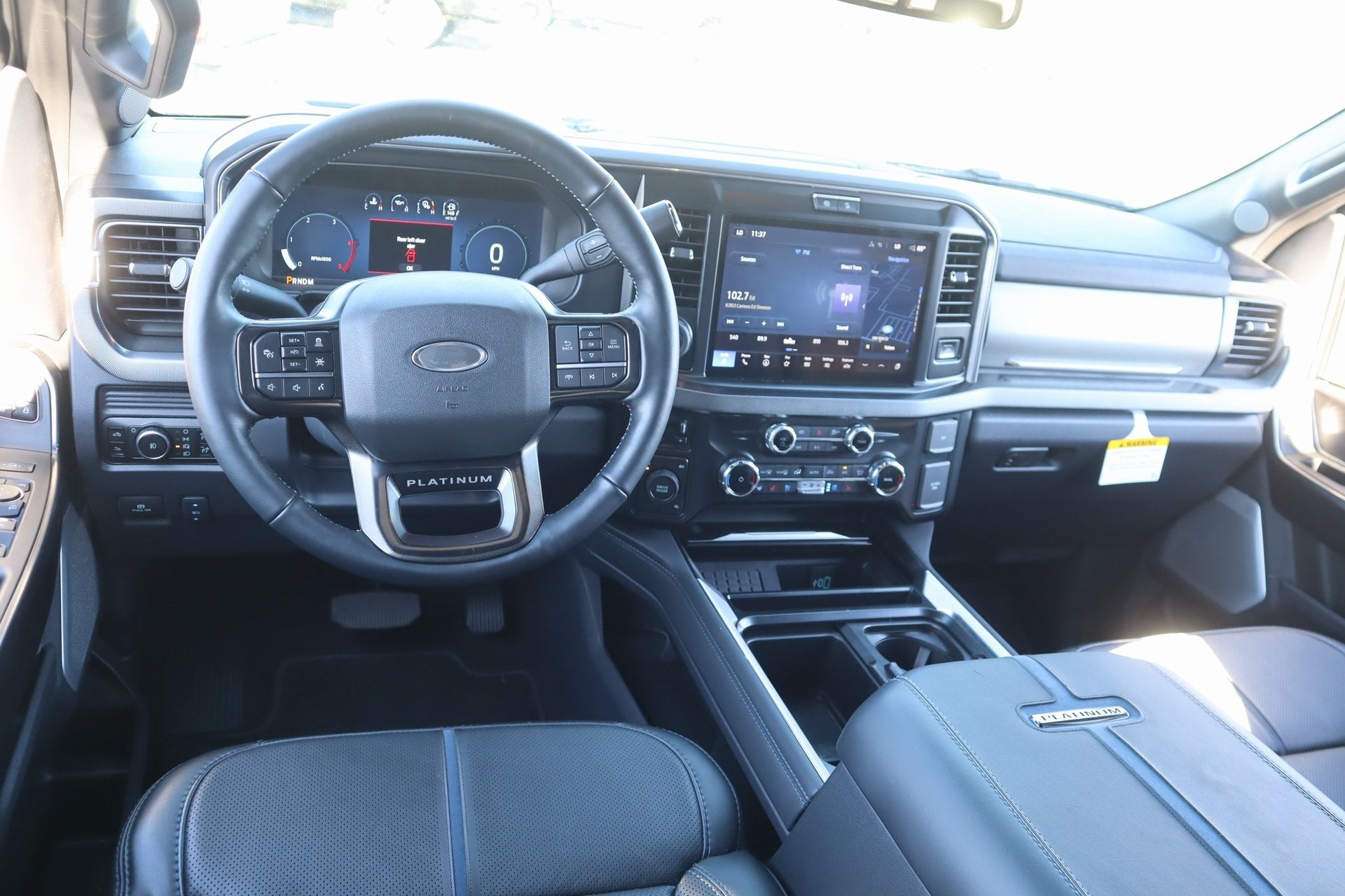 2026 Ford Super Duty F-350 DRW Platinum