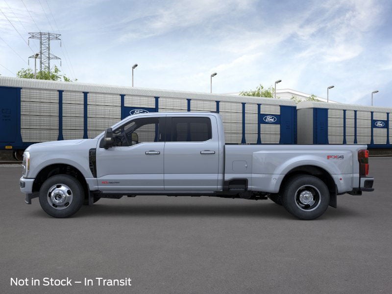 2026 Ford Super Duty F-350 DRW Platinum