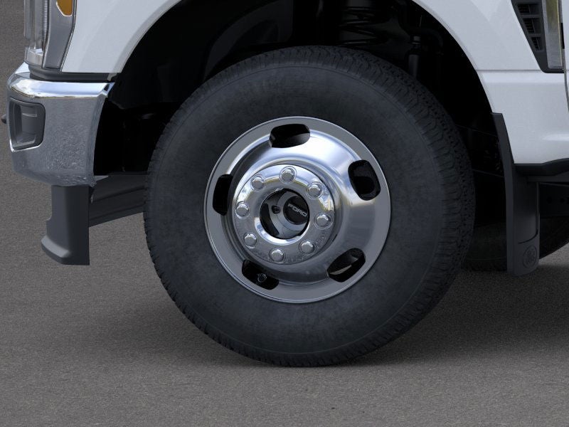 2026 Ford Super Duty F-350 DRW XLT