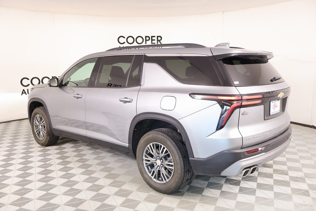 2024 Chevrolet Traverse AWD LT