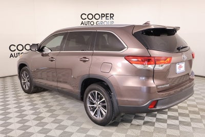 2019 Toyota Highlander Base