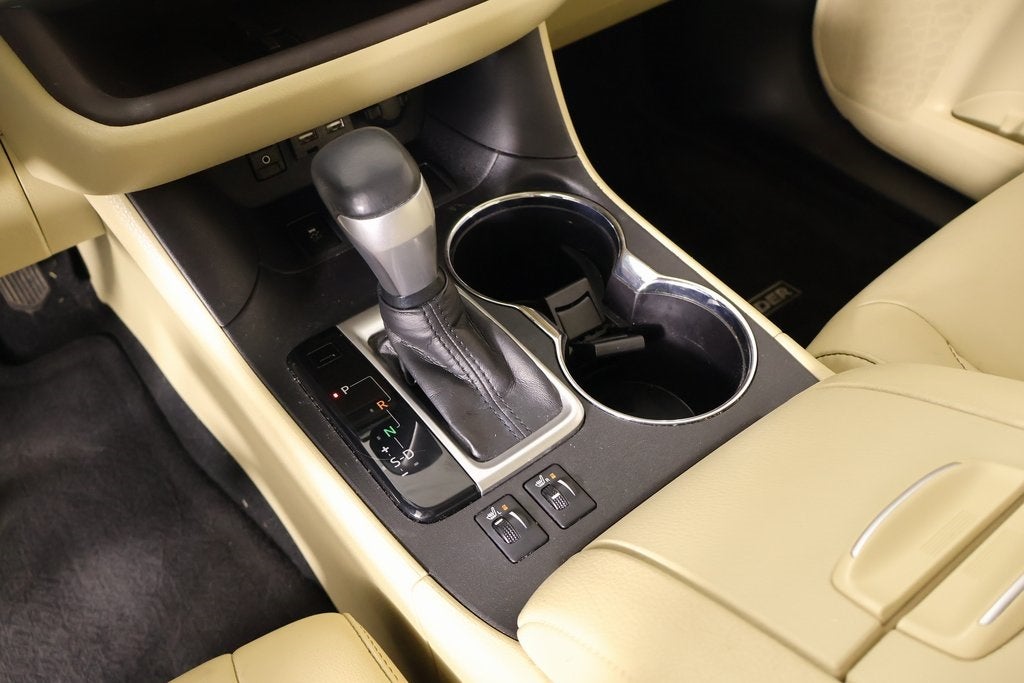 2019 Toyota Highlander Base