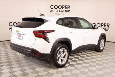 2025 Chevrolet Trax LS