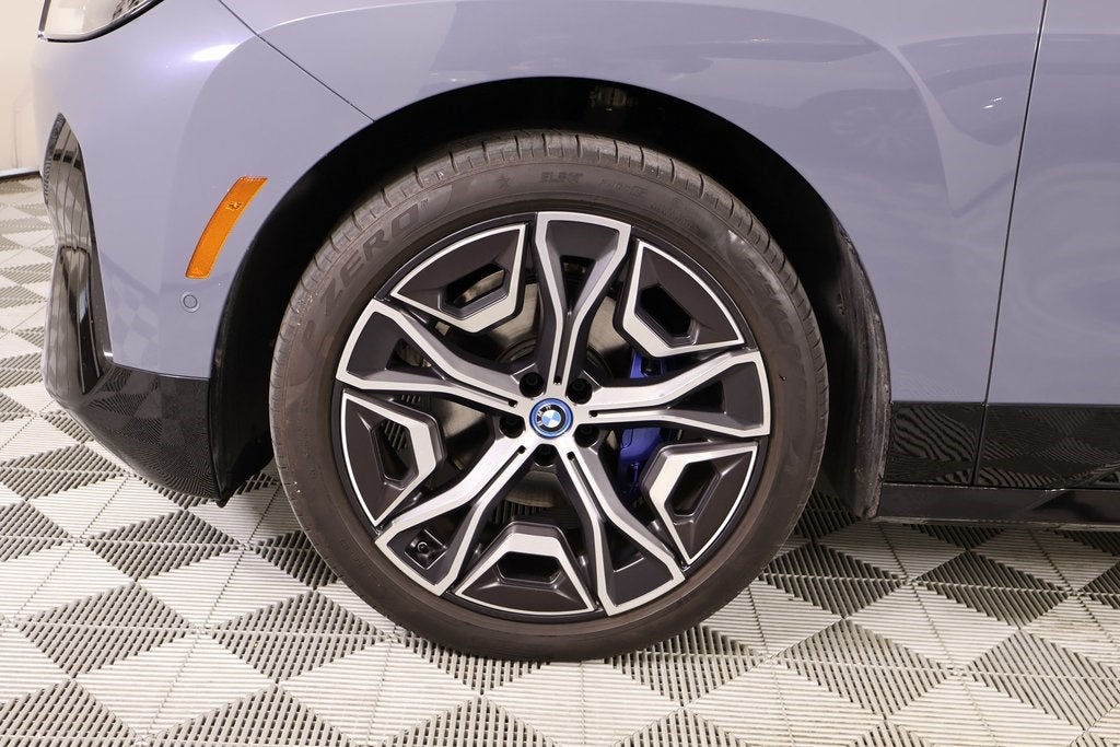 2024 BMW iX xDrive50