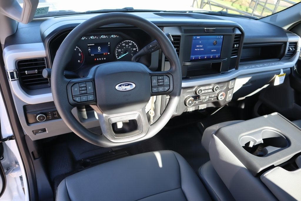 2026 Ford Super Duty F-550 DRW XL DRW