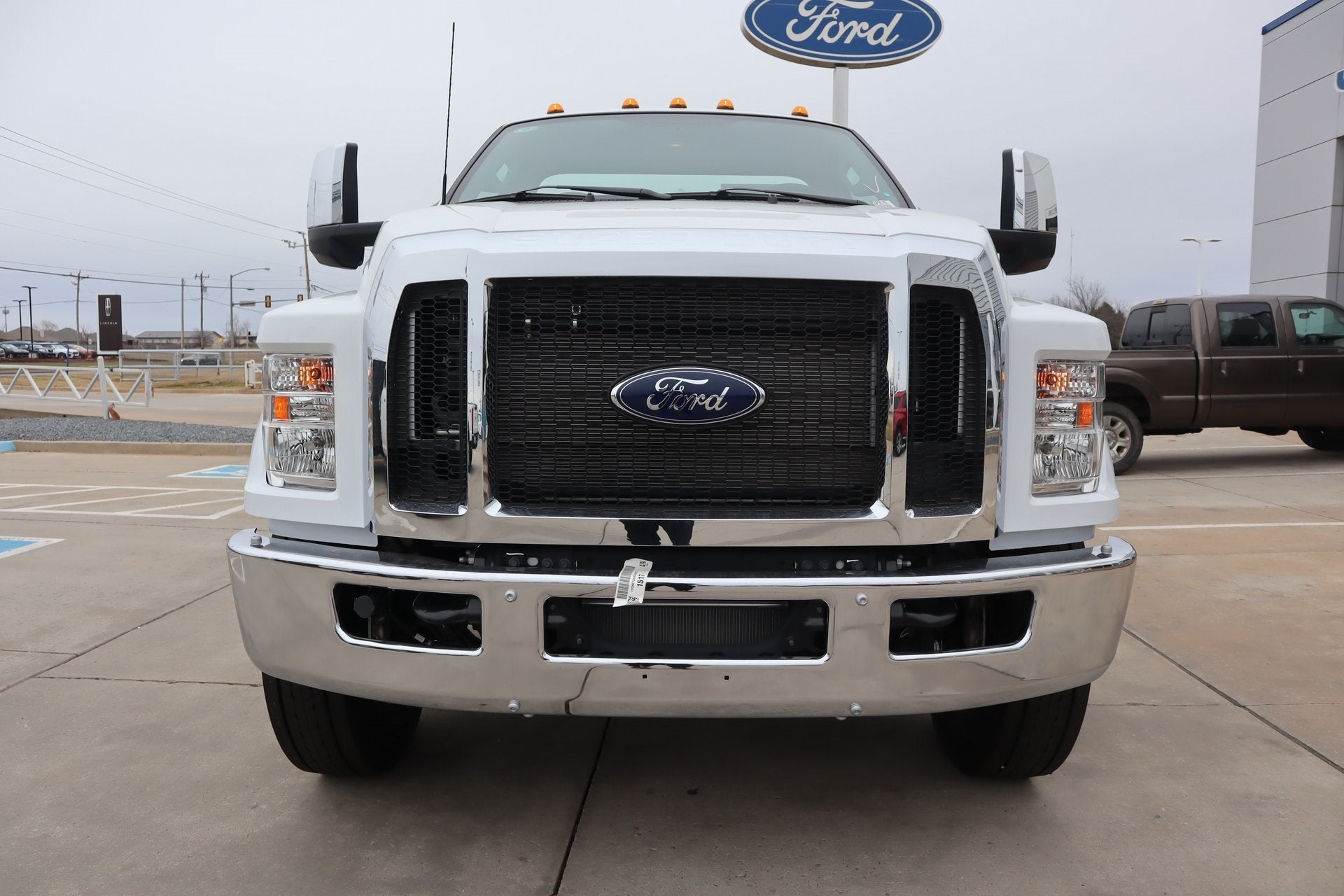 2025 Ford F-750SD Base