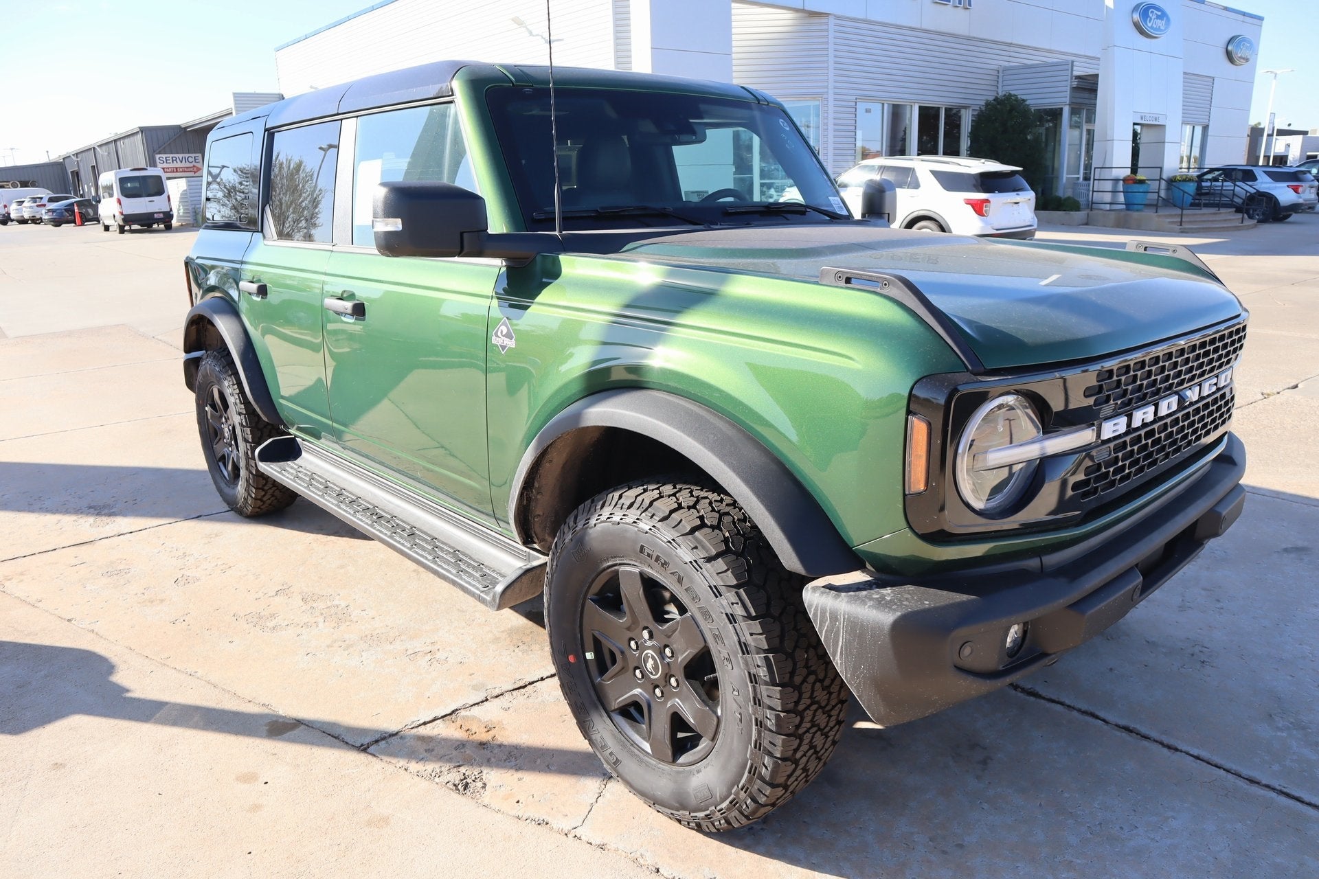 2025 Ford Bronco Outer Banks