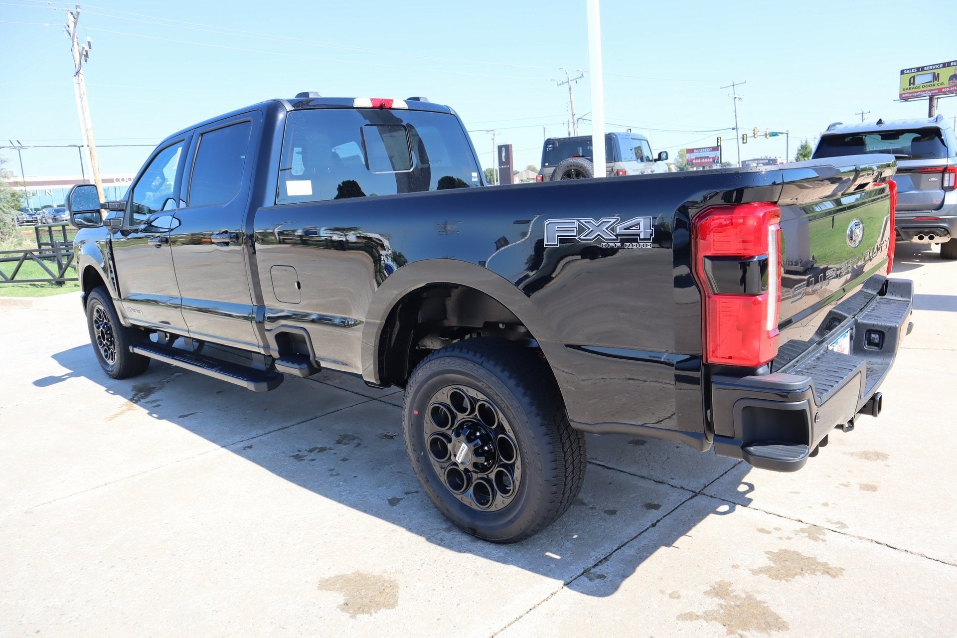 2026 Ford Super Duty F-350 SRW XLT