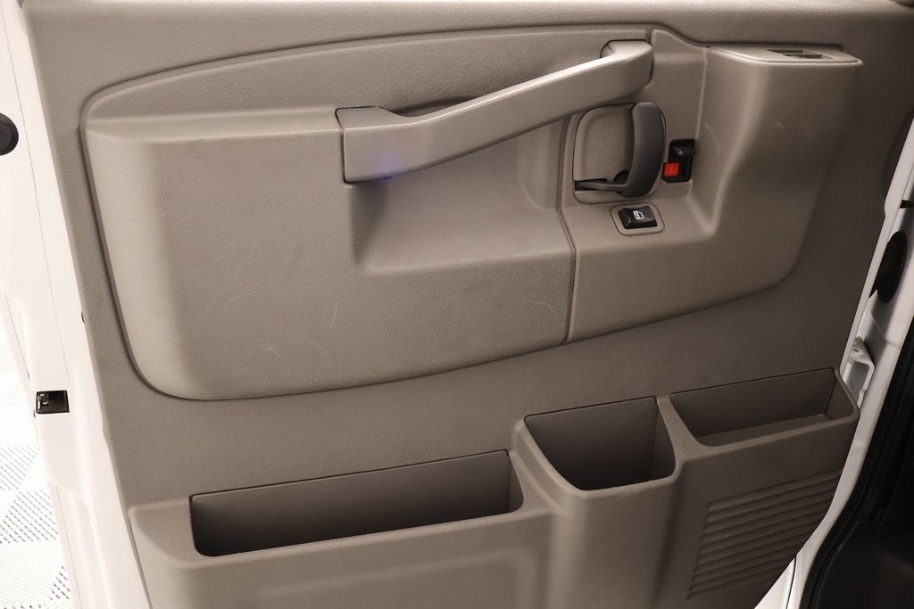 2020 Chevrolet Express Passenger LS Passenger