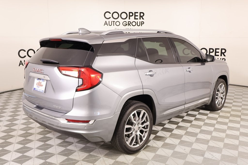 2023 GMC Terrain Denali
