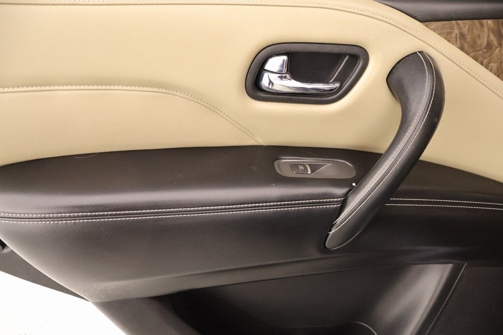 2022 INFINITI QX80 Premium Select