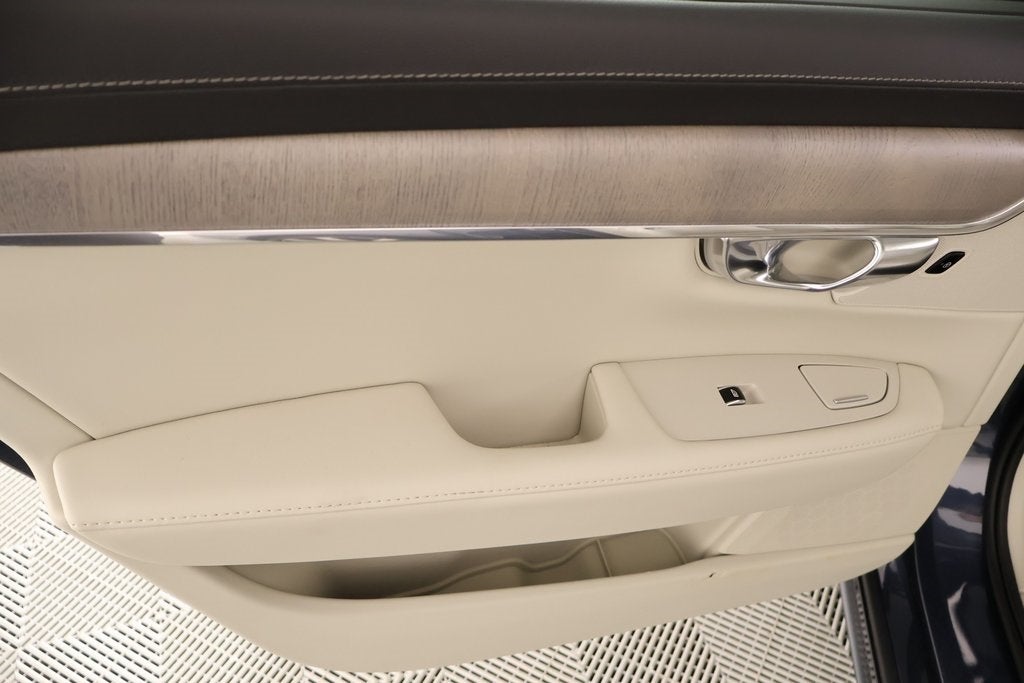 2024 Volvo S90 Recharge Plug-In Hybrid Ultimate