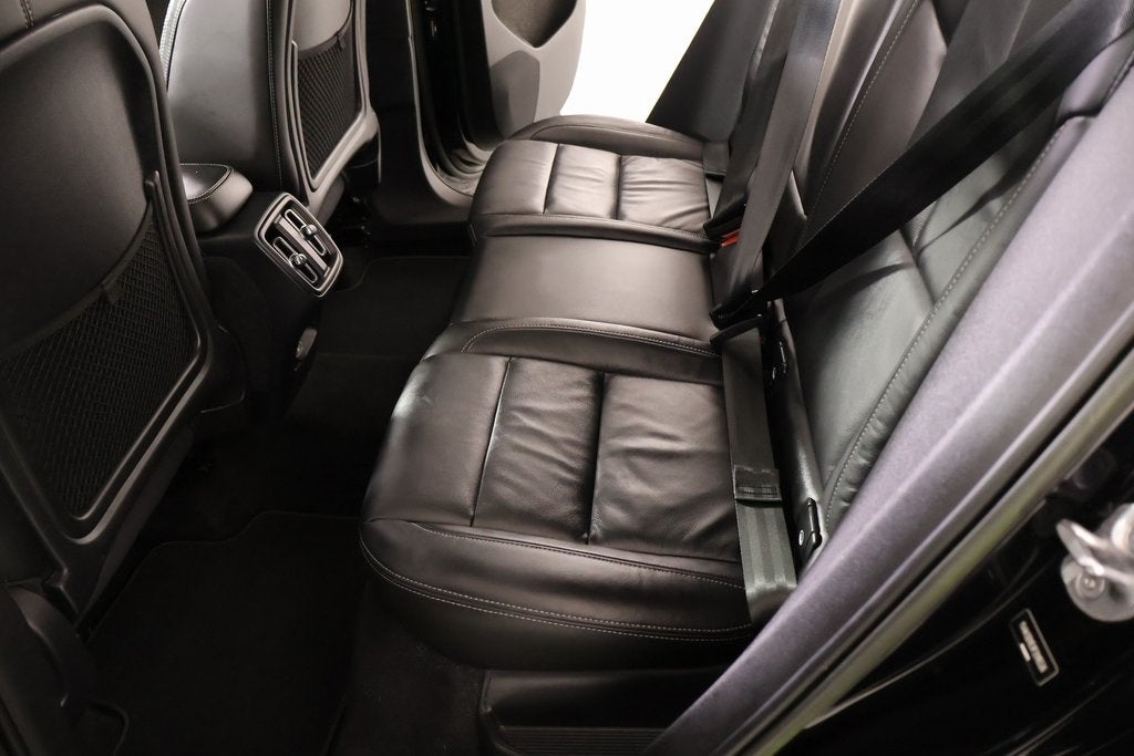 2023 Volvo XC40 B4 Plus Bright Theme