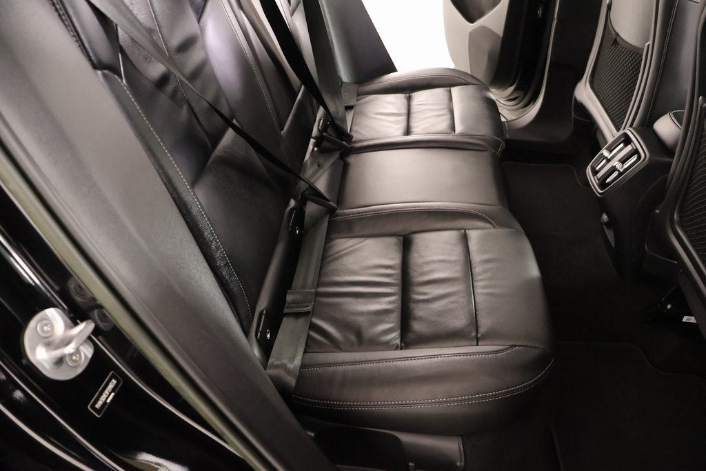 2023 Volvo XC40 B4 Plus Bright Theme