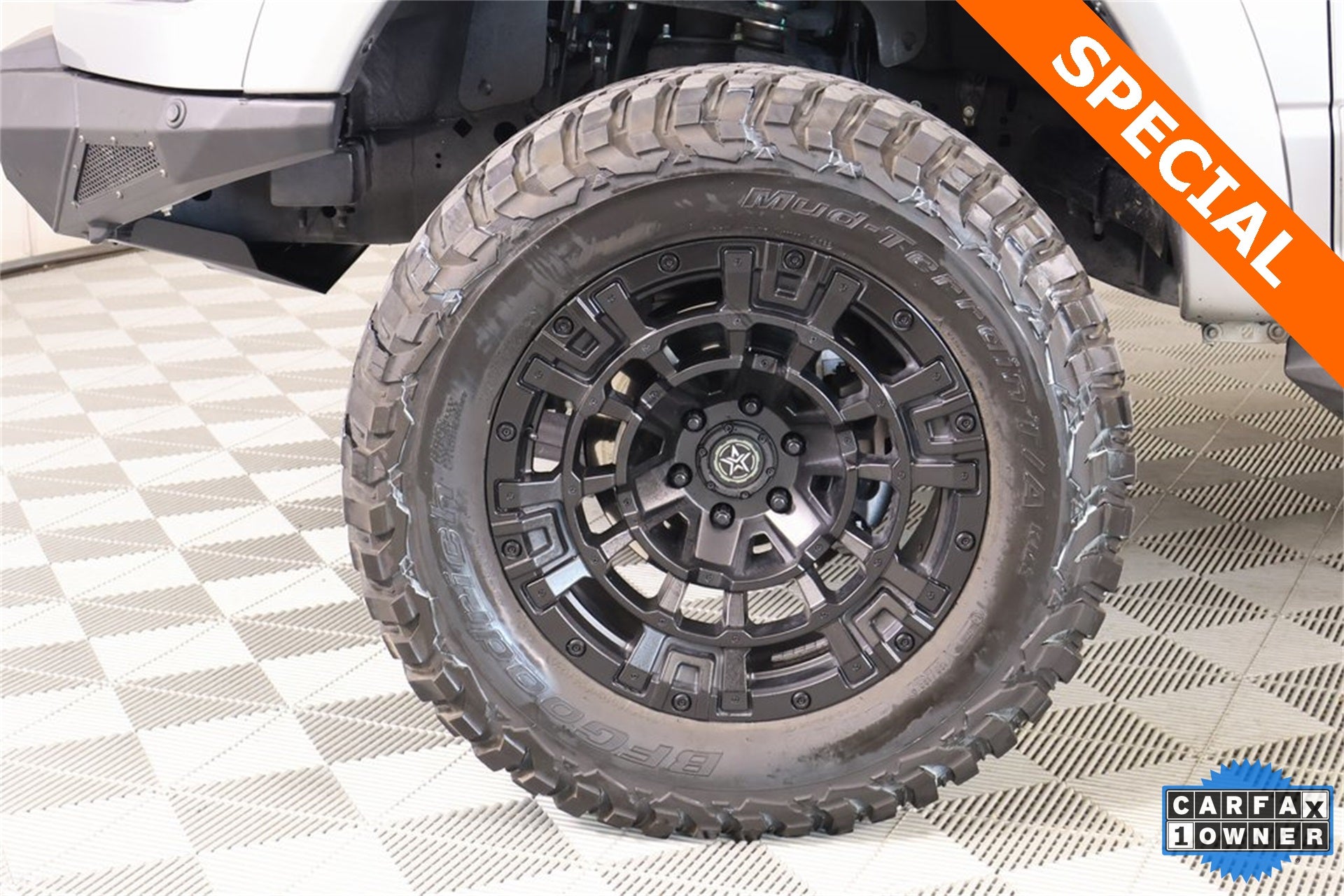 2023 Ford F-150 Lariat BLACK OPS