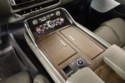 2022 Lincoln Navigator Black Label