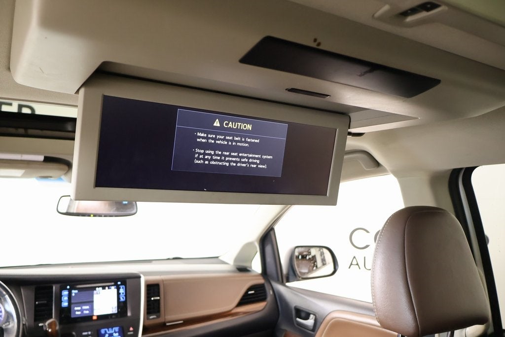 2017 Toyota Sienna Limited 7 Passenger