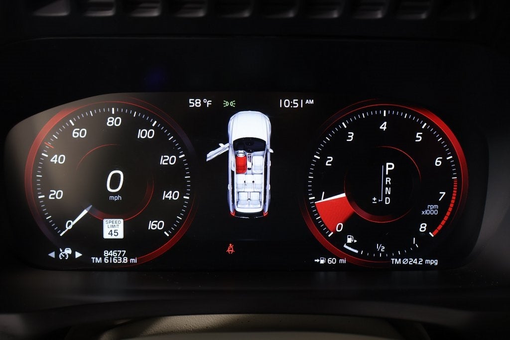 2022 Volvo XC90 T5 Momentum