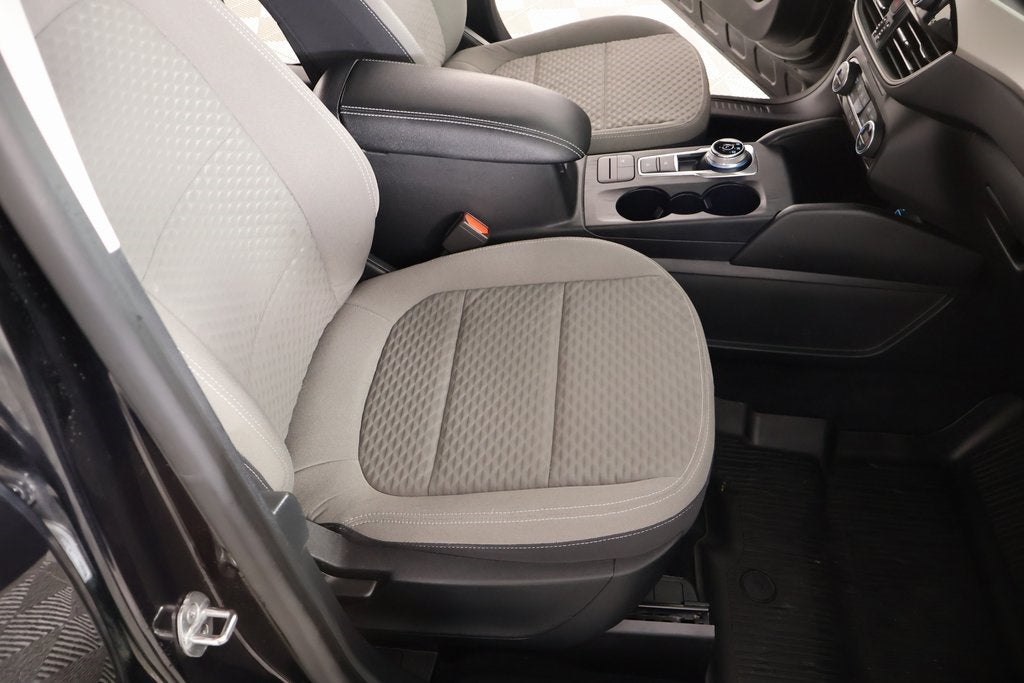 2021 Ford Escape Hybrid SE