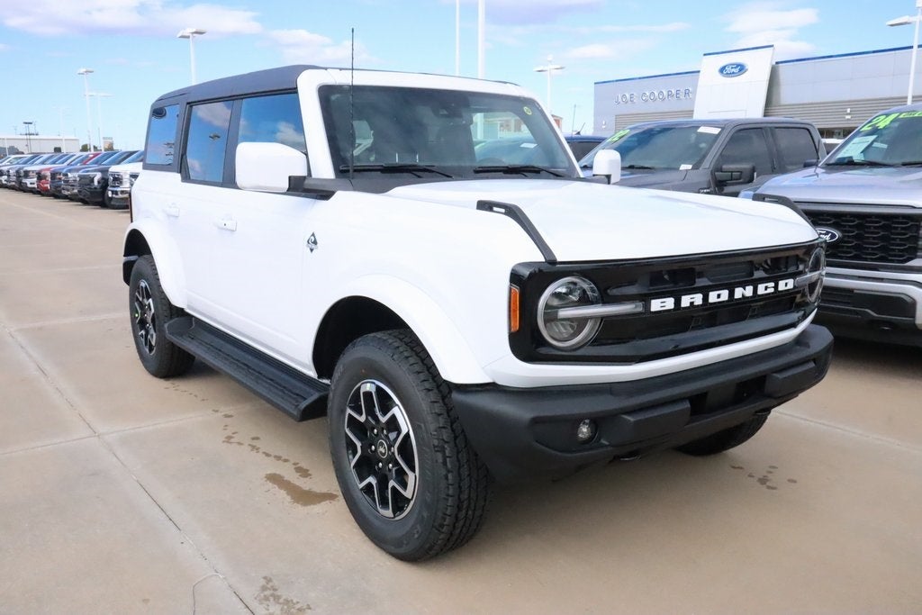 2025 Ford Bronco Outer Banks SERVICE LOANER