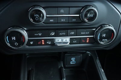 2025 Ford Bronco Outer Banks SERVICE LOANER