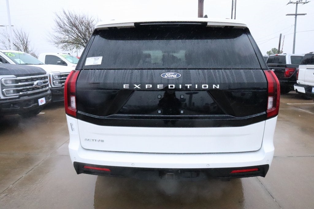 2025 Ford Expedition Active